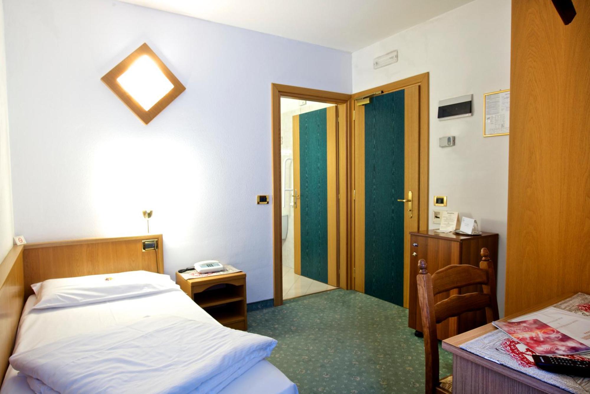 Hotel Santanton Bormio Kamer foto