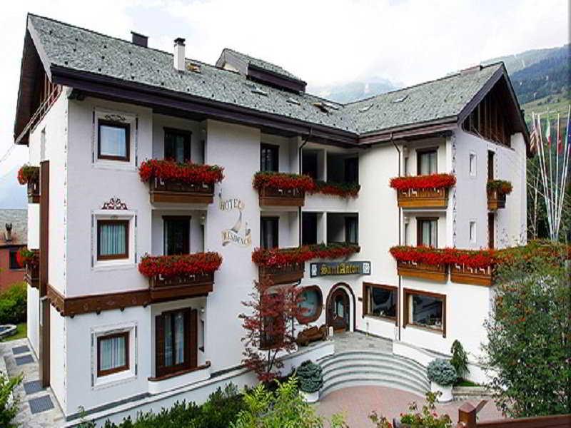 Hotel Santanton Bormio Buitenkant foto